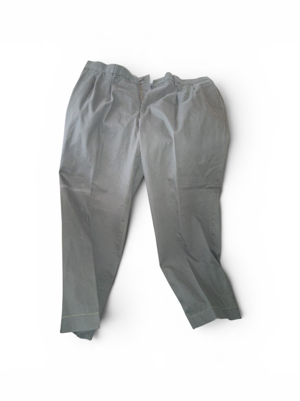 Dockers Men's Gray Pleated Chinos